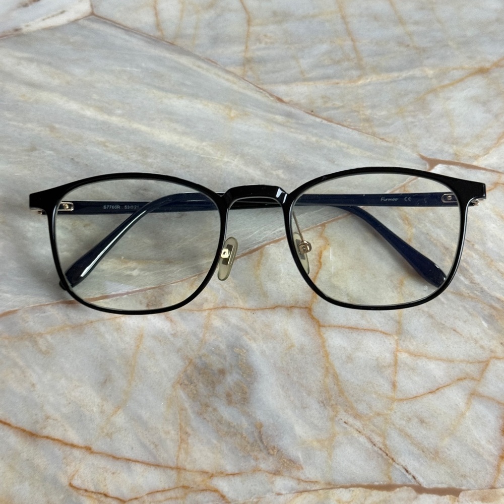 Firmoo S7760R Black Rectangular Eyeglasses Gold Accents 53-21-140